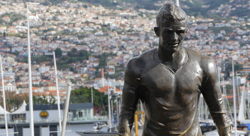 statue Cristiano Ronaldo à Madère