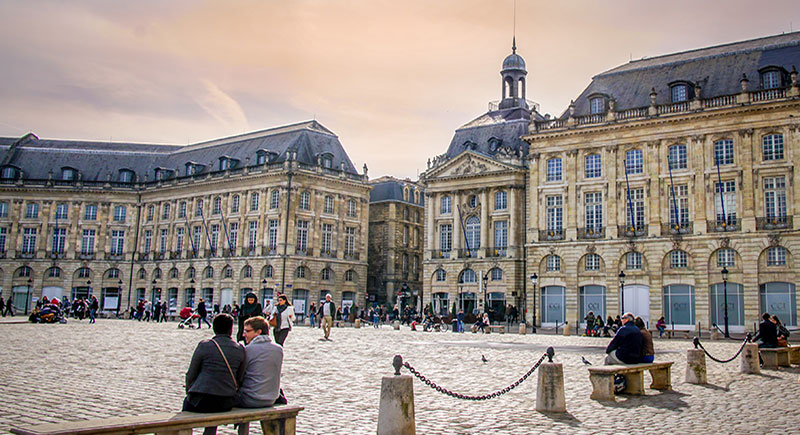 Mixité, écologie, architecture audacieuse… La ville de Bordeaux se transforme
